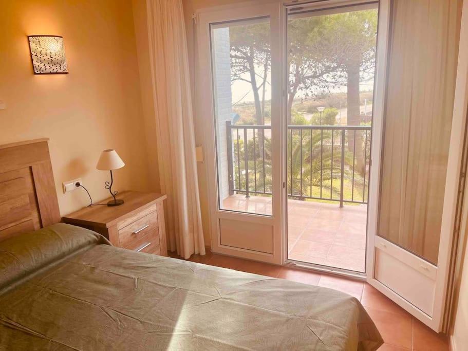 Apartamento En Primera Linea De Playa * Dénia
