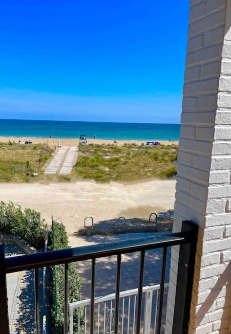 Apartamento En Primera Linea De Playa Apartment Dénia